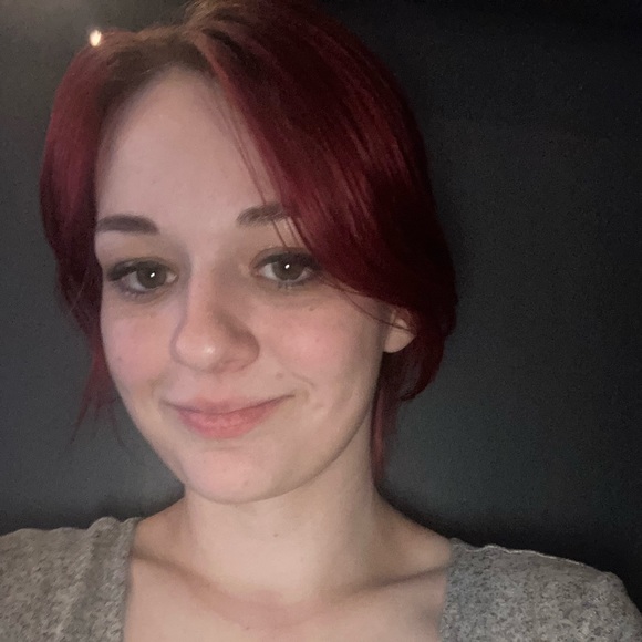 Meet your Posher, Laurissa - Picture 1 of 1